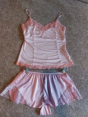 "The Limited" Pink Satin Lace Trim Cami & Shorts Sleep Set Size:M